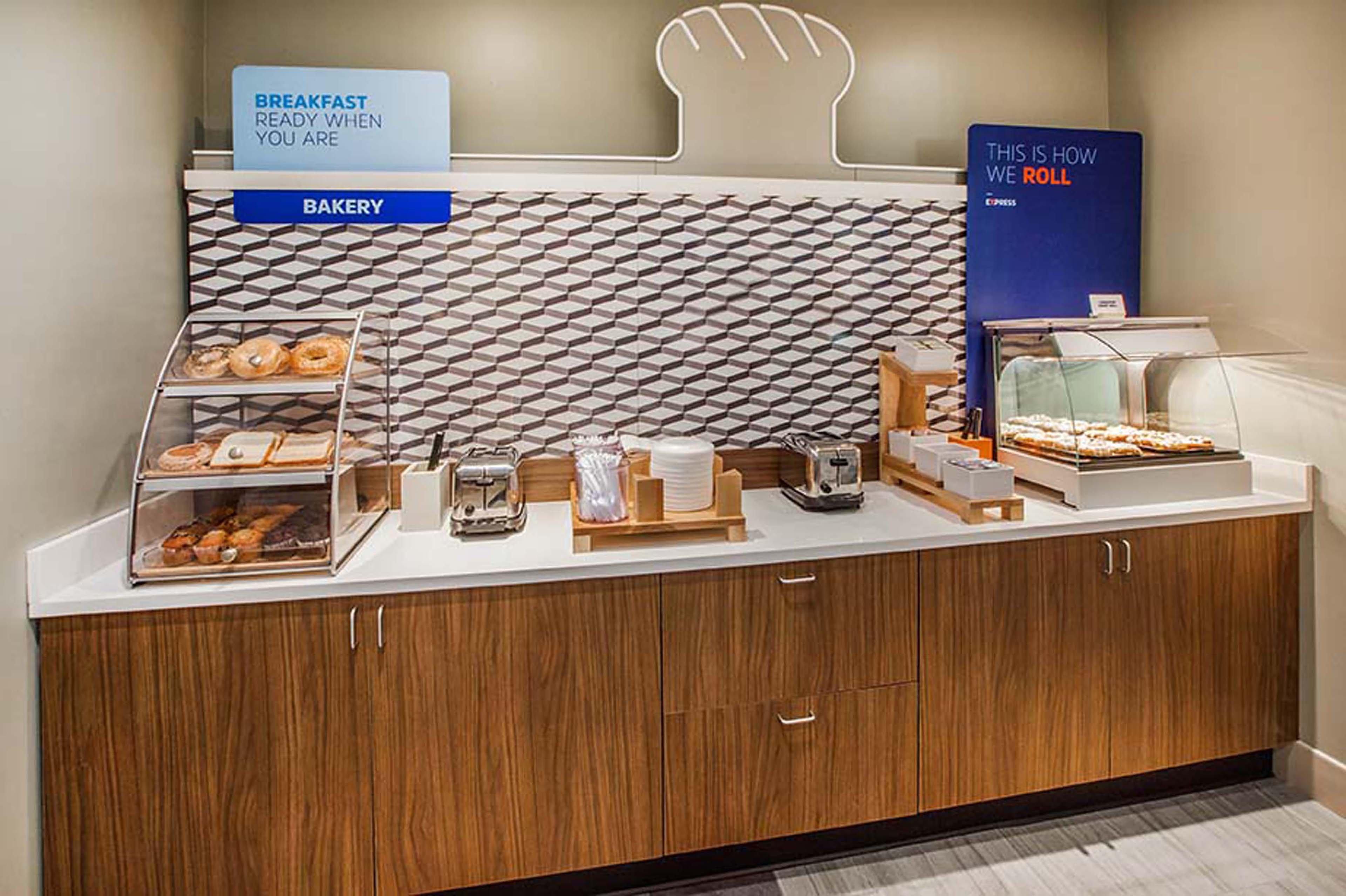 Holiday Inn Express & Suites Portales By Ihg Exteriér fotografie