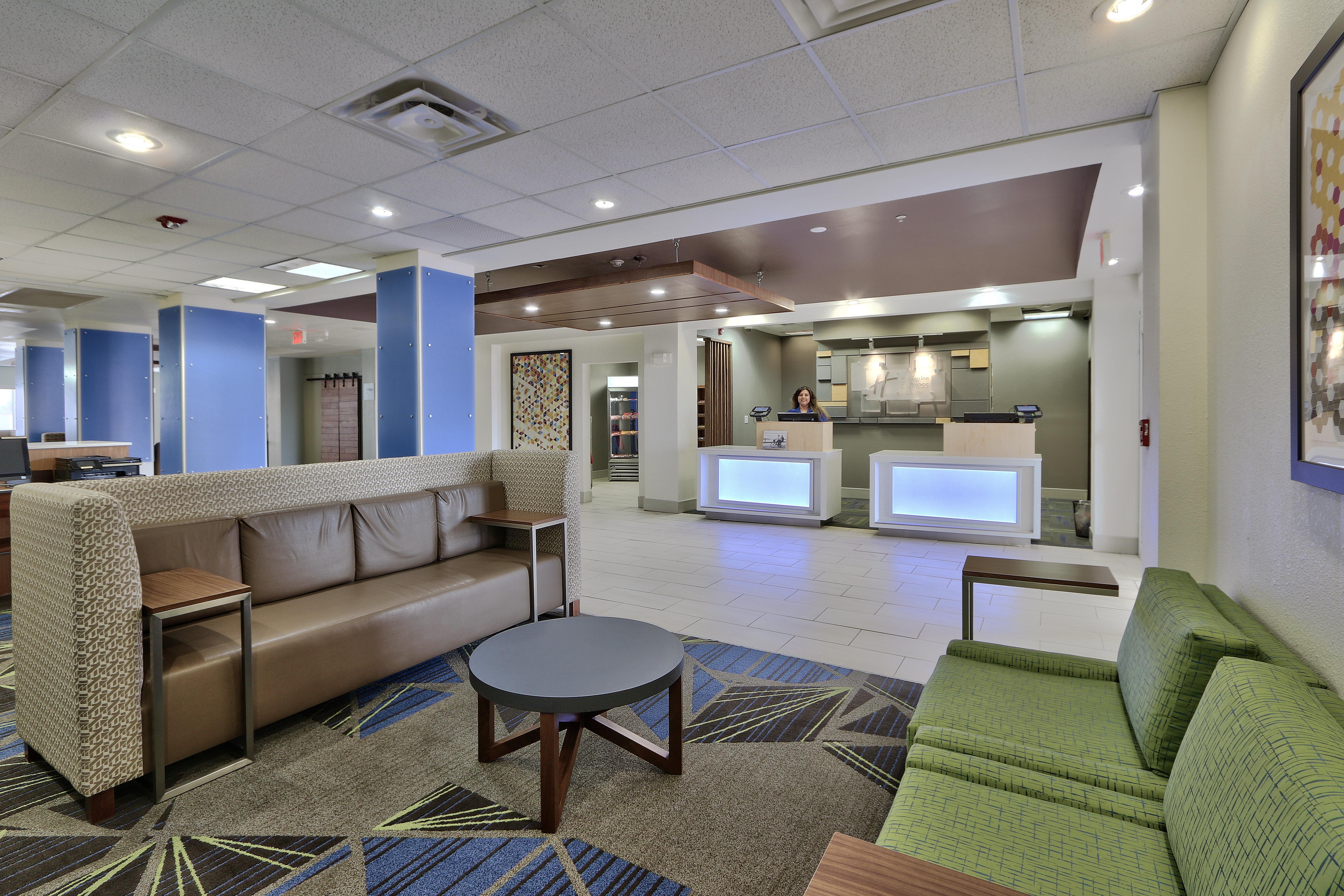 Holiday Inn Express & Suites Portales By Ihg Exteriér fotografie