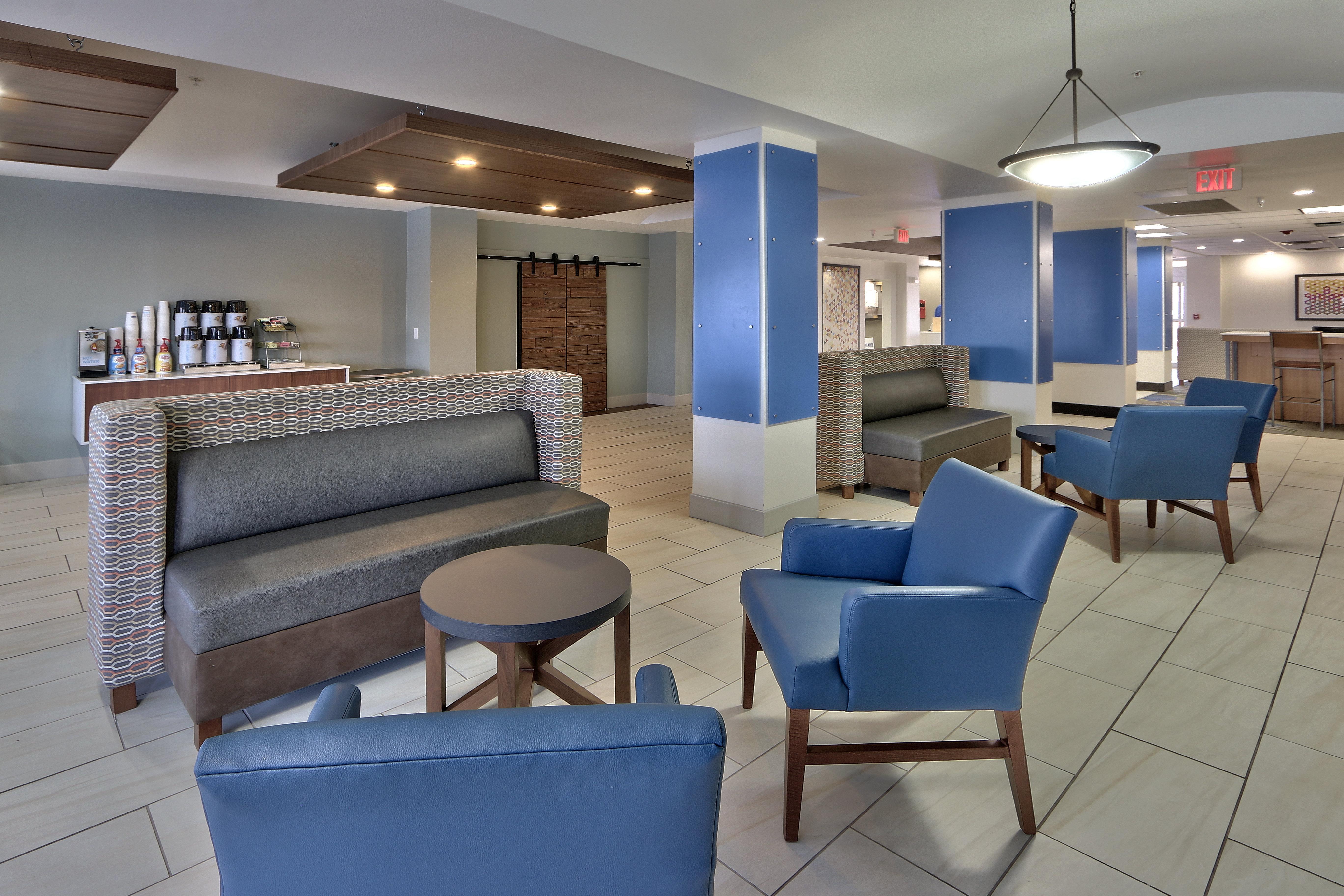Holiday Inn Express & Suites Portales By Ihg Exteriér fotografie