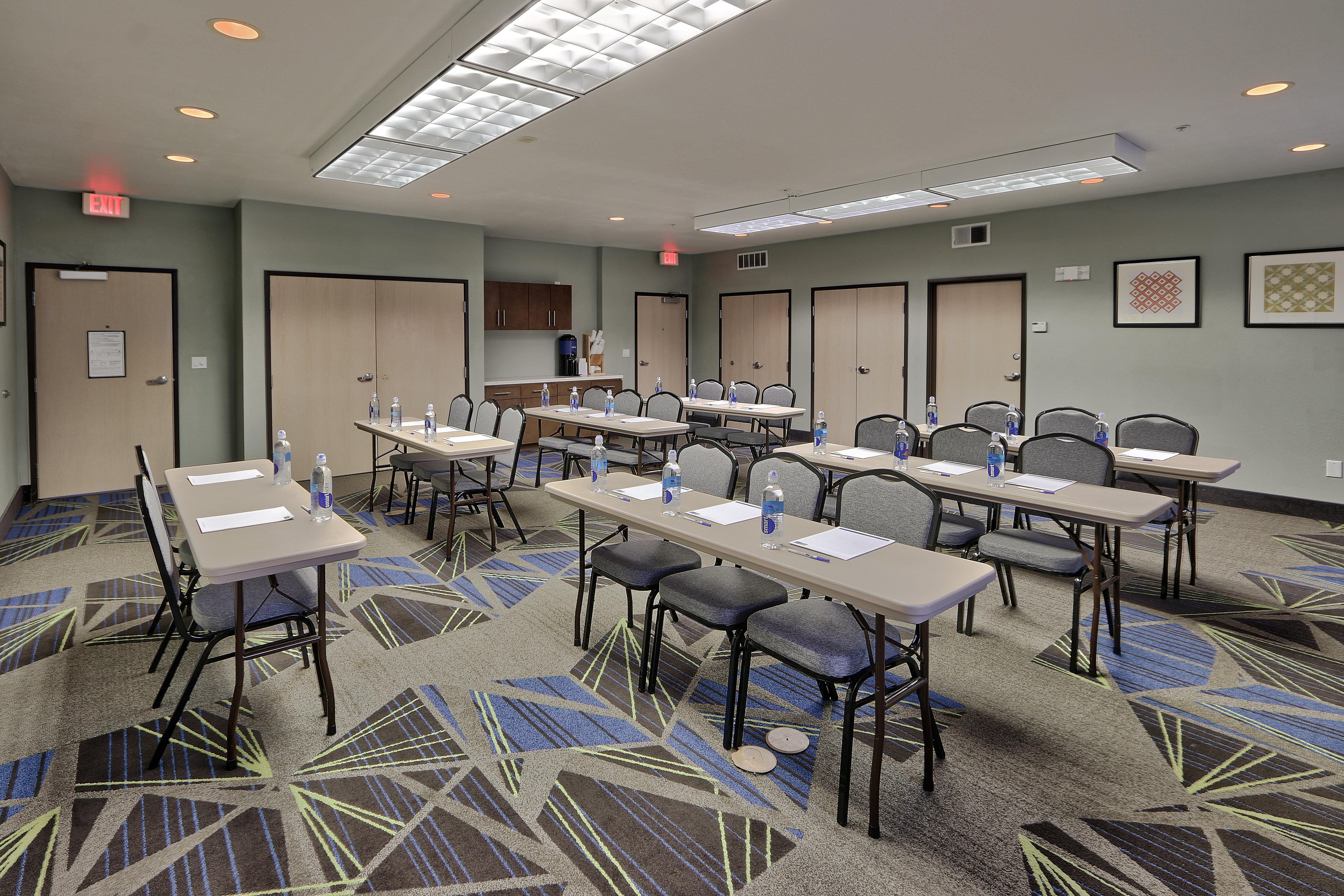 Holiday Inn Express & Suites Portales By Ihg Exteriér fotografie