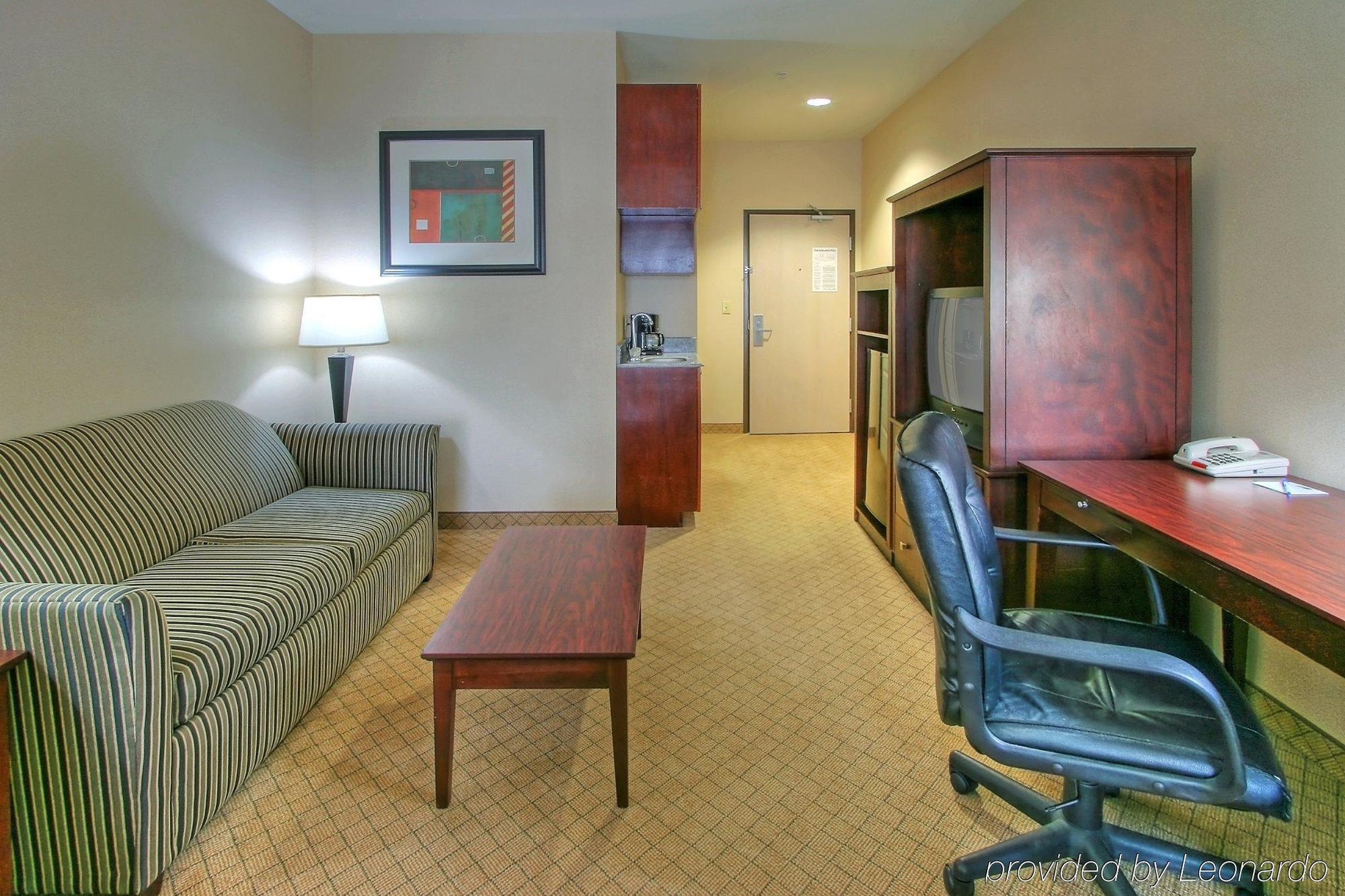 Holiday Inn Express & Suites Portales By Ihg Pokoj fotografie