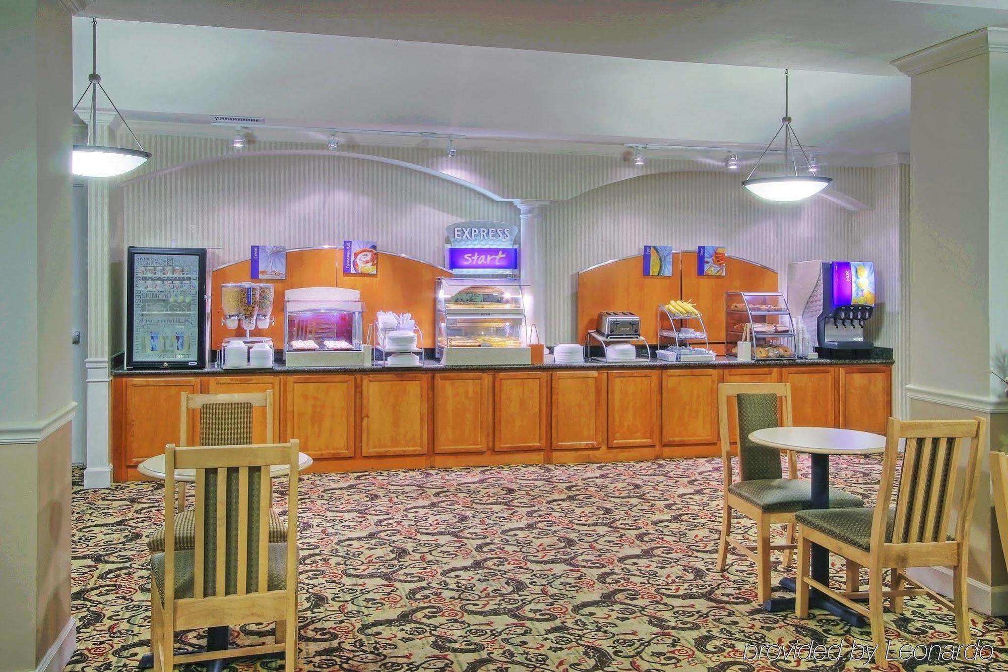 Holiday Inn Express & Suites Portales By Ihg Exteriér fotografie