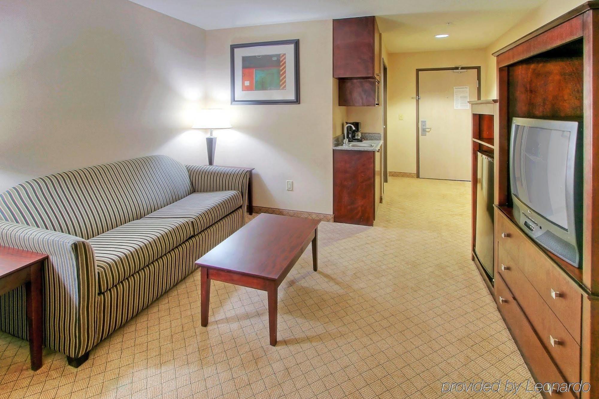 Holiday Inn Express & Suites Portales By Ihg Pokoj fotografie
