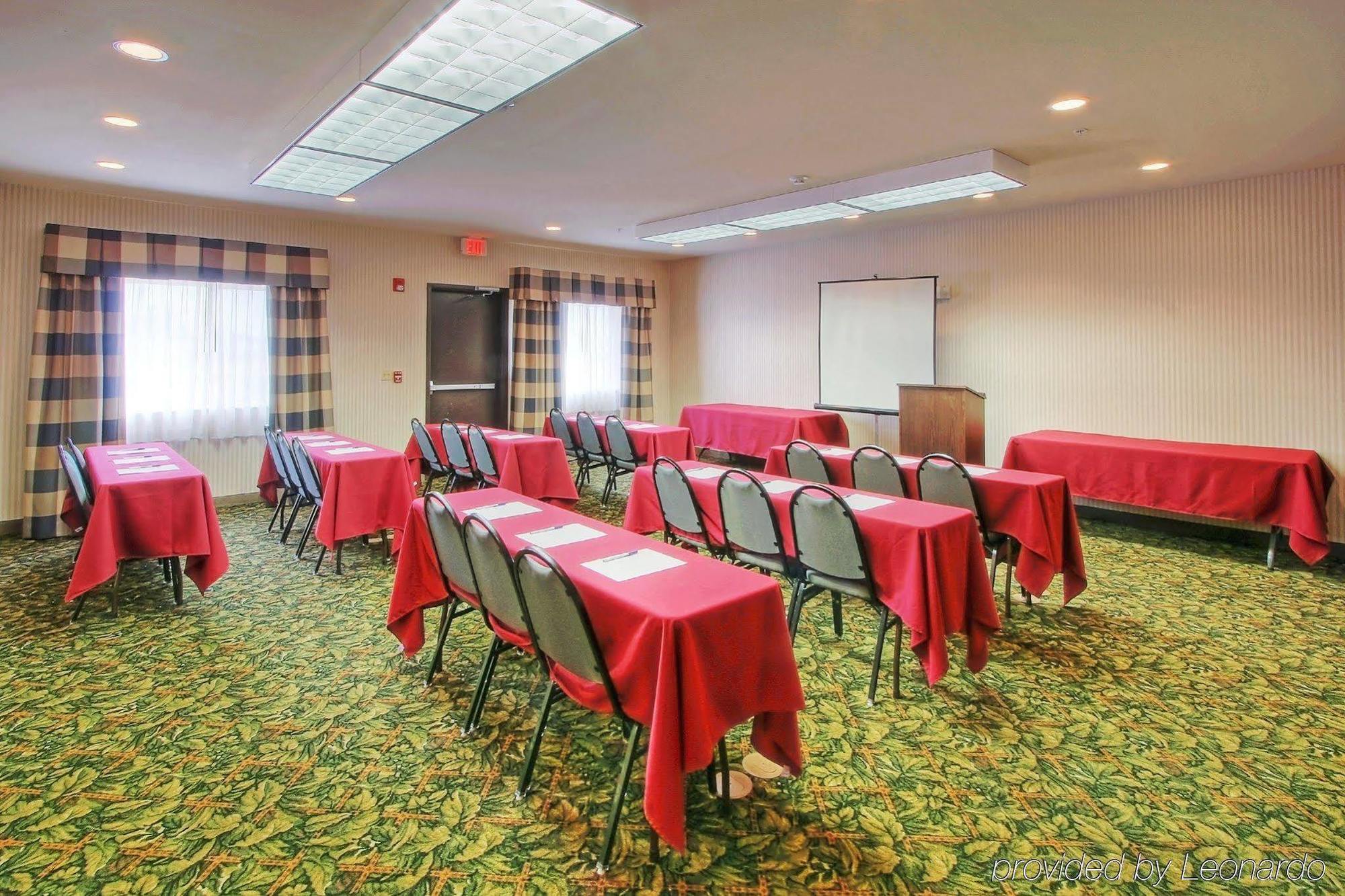 Holiday Inn Express & Suites Portales By Ihg Exteriér fotografie